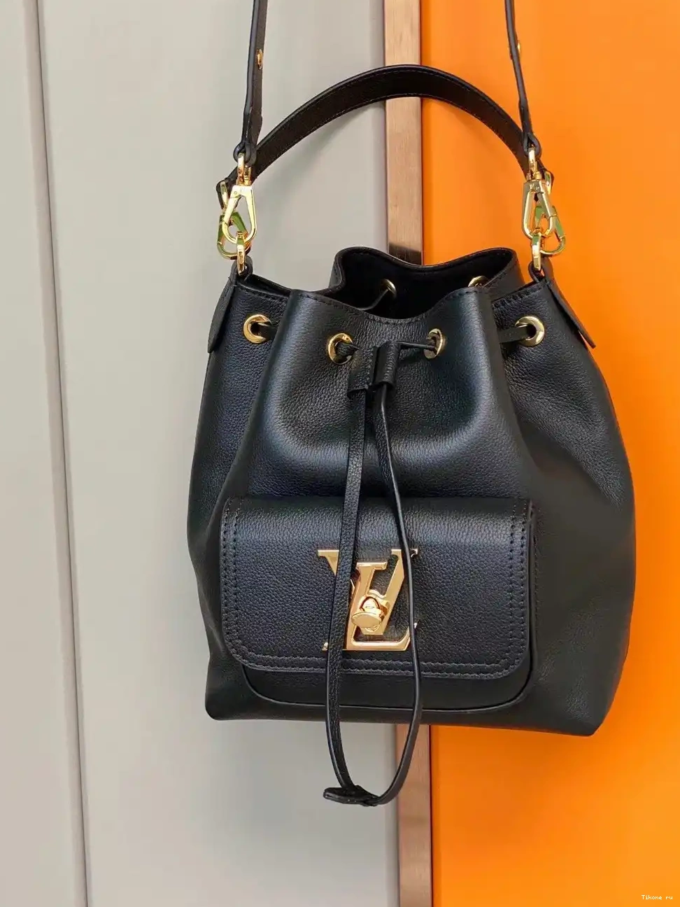 Cheap LOCKME BUCKET LOUIS VUITTON 0506